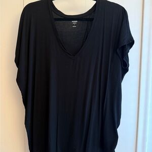 Express Women's Black Relaxed V Neck Dolman Sleeve Tee Size M